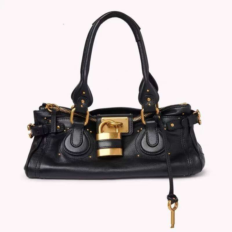 Women's Rivet Retro Street Motorcycle New Lock Buckle Design Underarm Bag Female Large Boston Hobos Business Handbag