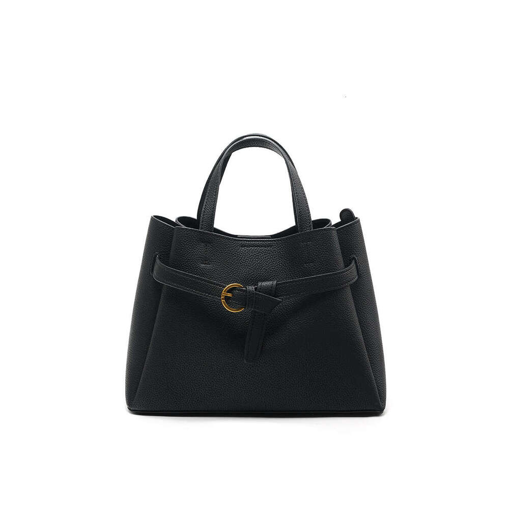 Luxury bag Commuting Crossbody Light Fashion Single Shoulder Genuine Leather Tote Bag Large Capacity Versatile High end New Women s Handbag