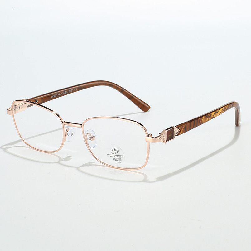 Ultra-light Rose Gold Metal Frame Glasses for Women with Myopia, Customizable Prescription, Elegant and Sophisticated Small Face Eyeglass Frames