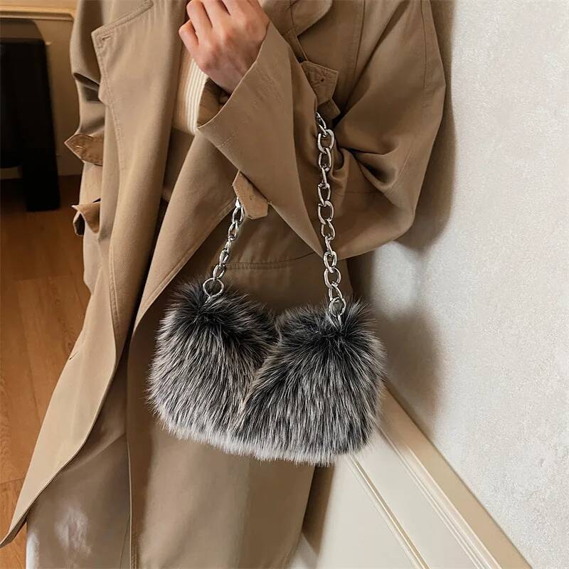 Luxury handbag fashionable designer bag casual and simple women's shoulder bag fluffy large capacity armpit tote bag chain link dinner bag