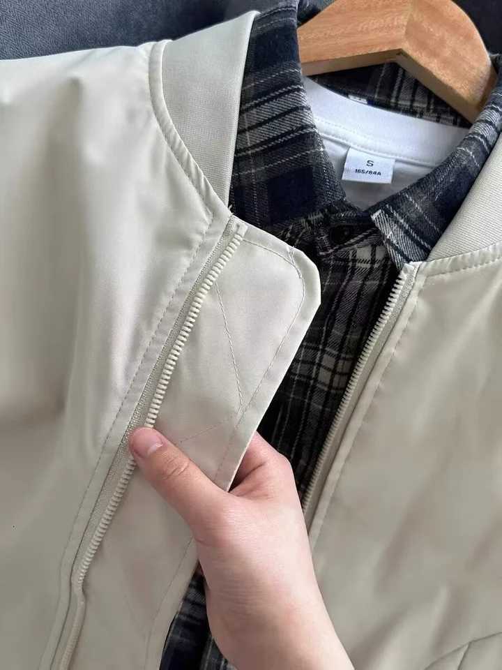 2025Mens Waterproof Rain Jacket Lightweight Outer Hooded Outdoor Raincoat Hiking Windproof Jacket Climbing Outdoor Jackets W251023