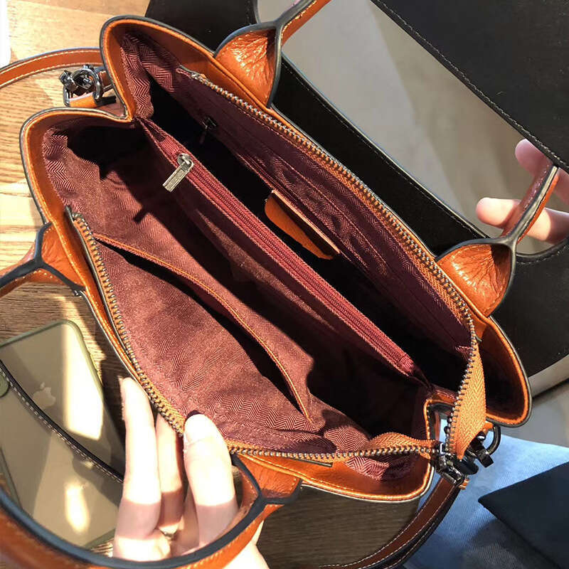 Luxury bag Fashion Genuine Leather New Handbag Tote for Women Commuting Versatile Large Capacity High end Feel Single Shoulder Crossbody Bag