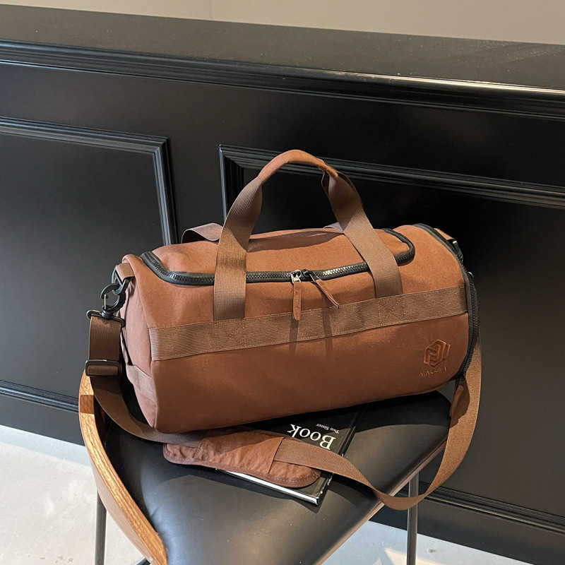 Travel Bag Men Large Capacity Outgoing Handheld Travel Luggage Bag Women Fashionable Dry Wet Separation Cylinder Sports Gym Bag W251023