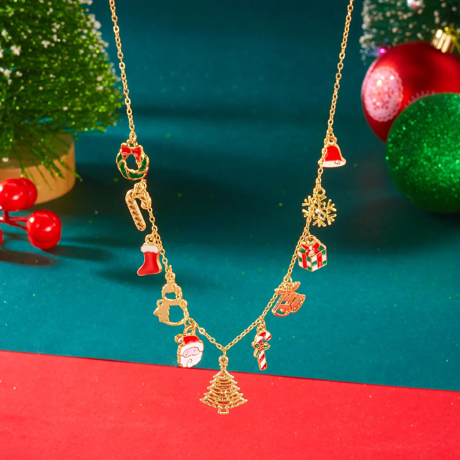Charm Santa Claus Snowman Christmas Tree Snowflake Pendant Necklace For Women Christmas Gold Color Metal Choker Party Jewelry 251023