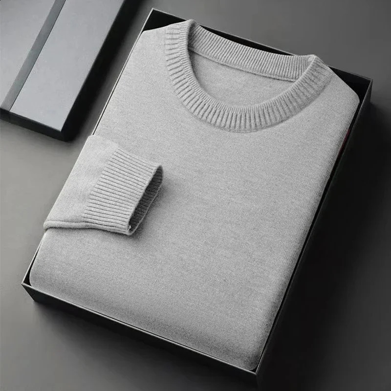 Mens Classic Crewneck Knit Pullover Sweater Long Sleeve Soft Casual Lightweight Solid Color Softwear for Men 251023