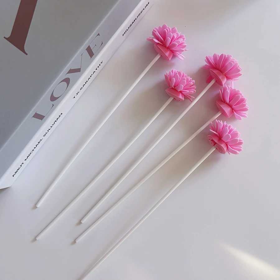 Aratherapy stick and fragrance diffuser including flowers and fragrance sticks suitable for indoor and he DIY decoration Y251023