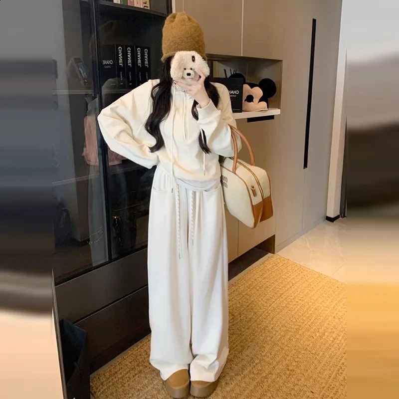 2025 Casual Wide Leg n Slimming High Waist Ensemble Sweatshirt Set Loose Feelings Combination Trendy Womens Skirt 251016