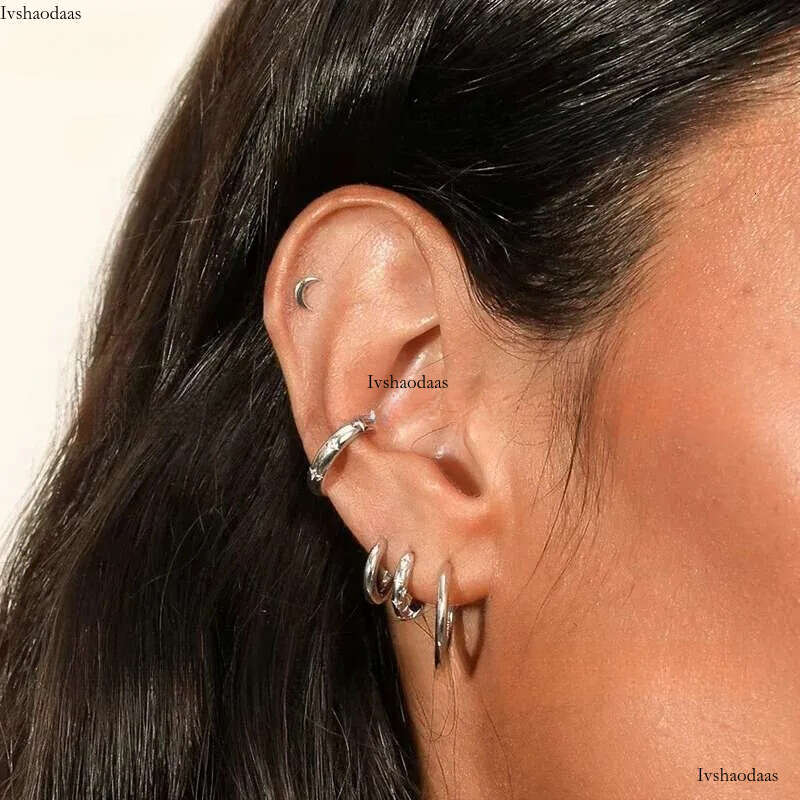 1PC Gold-Plated Sier Metal Punk Clip Earrings Europe and America Piercing Ear Cuff Female C-Shape Crystal Earring