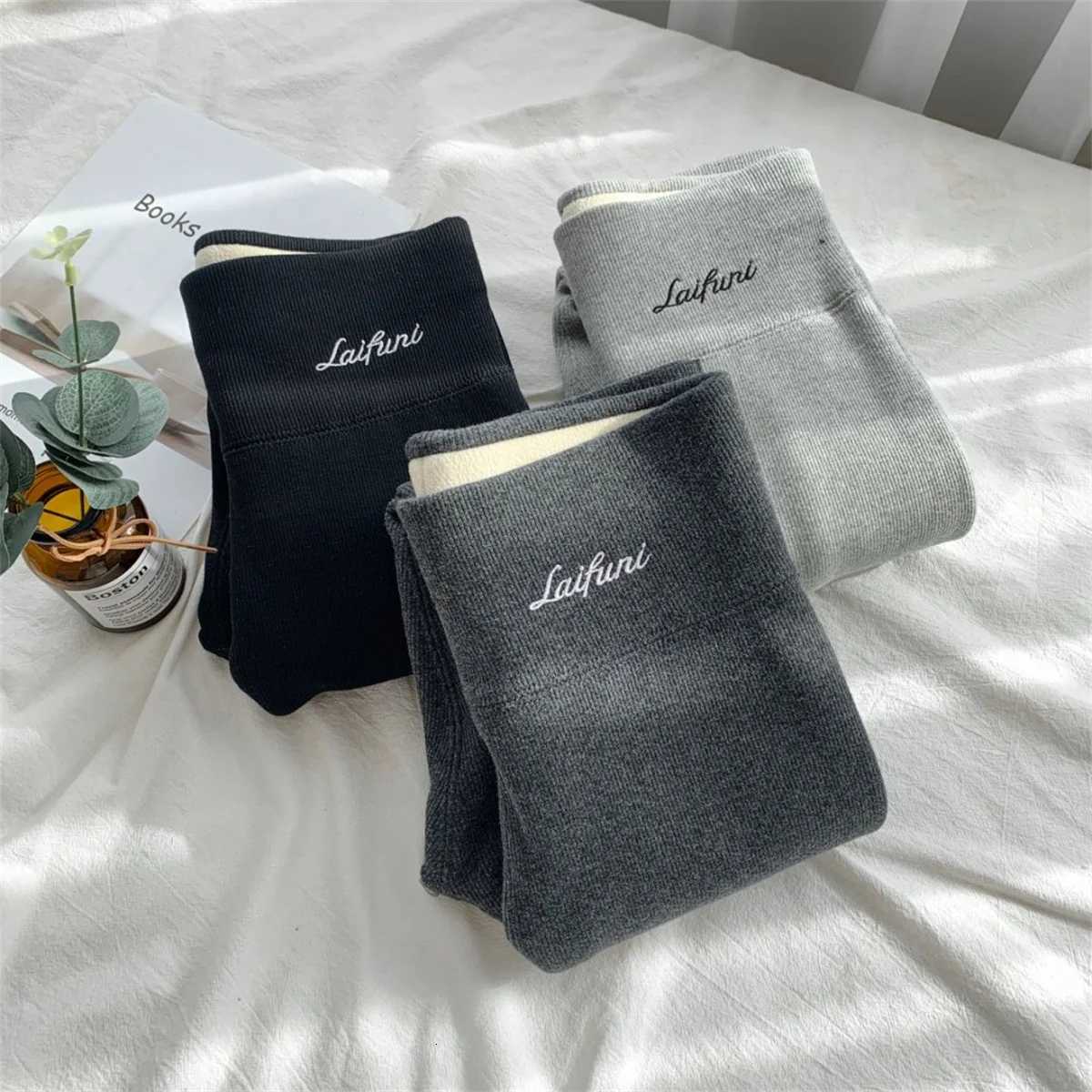 Women Autumn Winter Velvet Leggings Fashion Slim High Waist Solid Pant Female Outfit Warm Thick Legging Casual Chic Yoga ClothesT251023