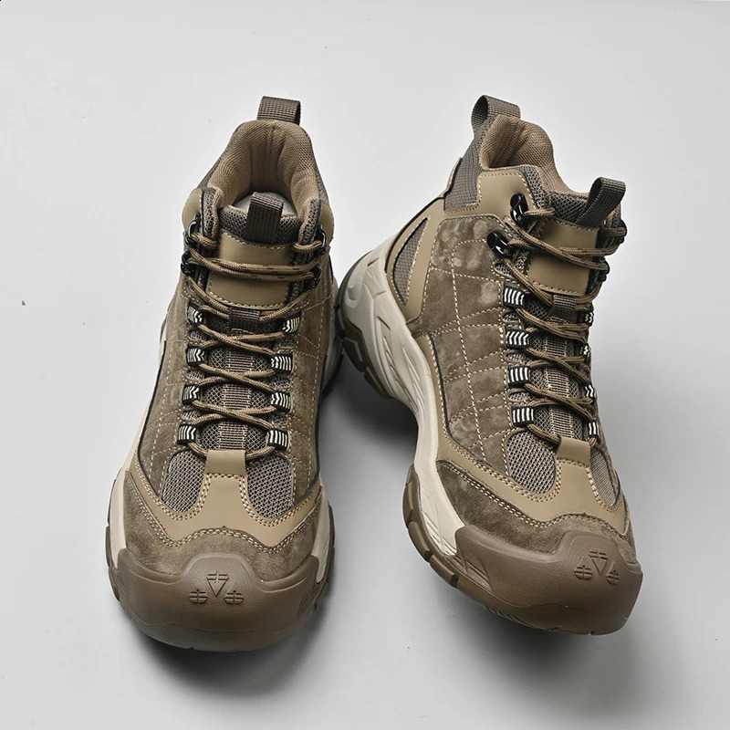 Outdoor Men High Top Shoes AntiSlip Sports Ankle Boots Leisure Mountain Climbing Mens Footwear NonSlip Male Motorcycle Boots 251021