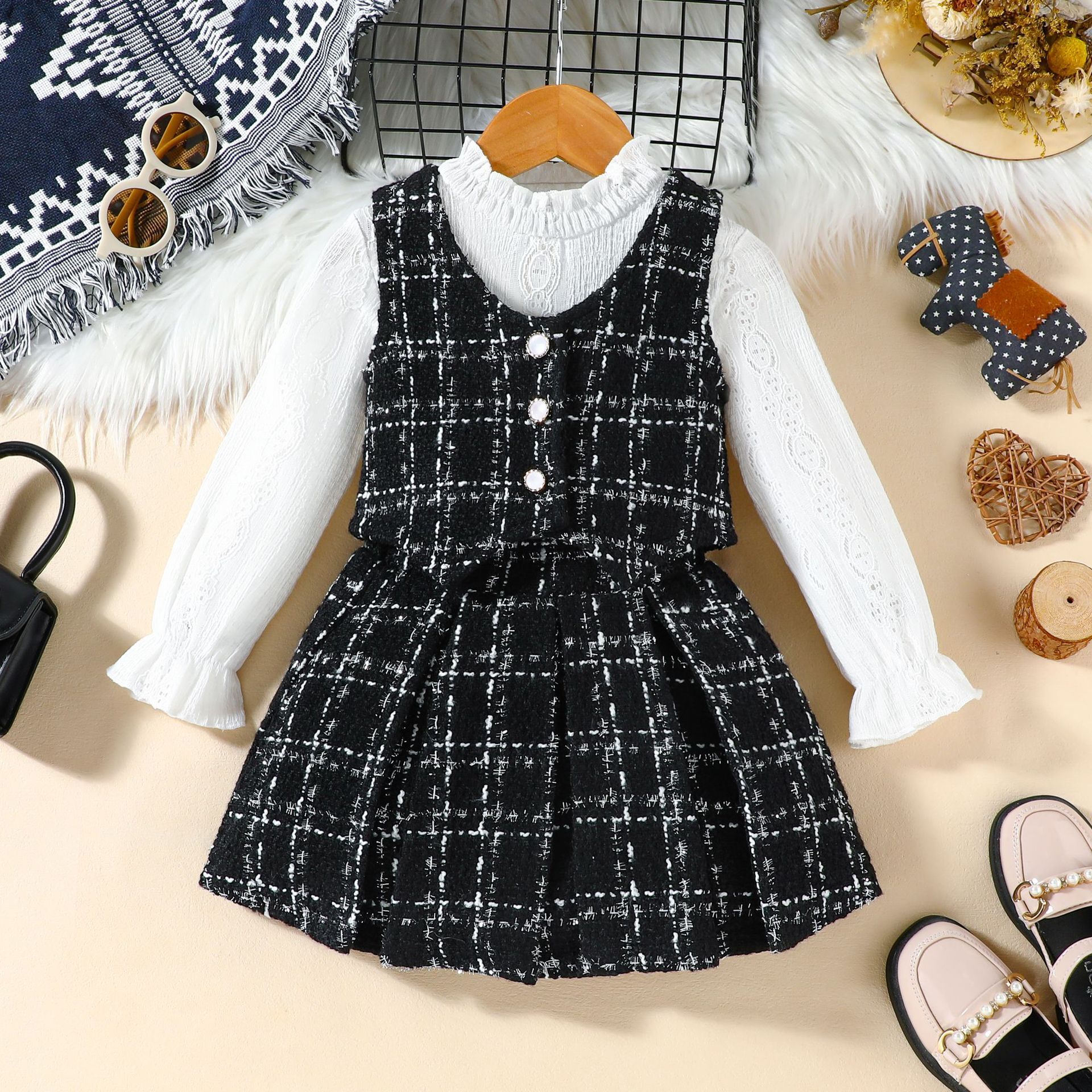 European and American Spring and Autumn Girls' Set Designer Fashionable Suitable for Young Girls Solid Color Lace Inner Wear Tank Top Folded Skir