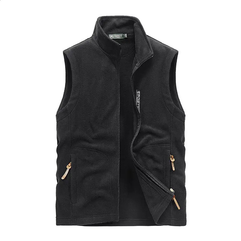 Men Autumn Winter Soft Shell Vest Jacket Sleeveless Coat Fashion Multiple Pockets Casual Waistcoat Plus Size 251023