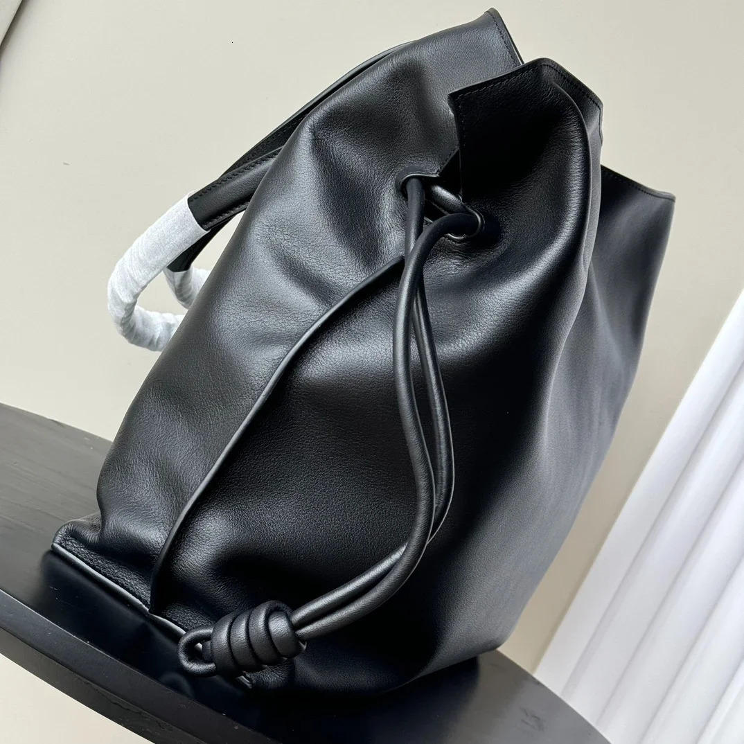 2025 Genuine Leather Bucket Handbag Cowhide Women Solid Color Shoulder Bag Fashion Female Bags 251018