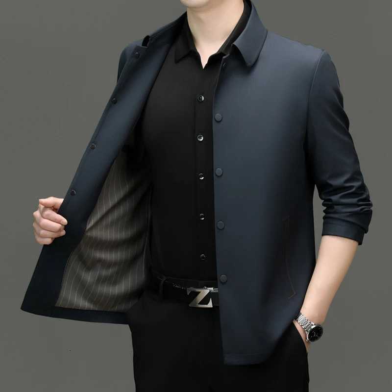 Mens Solid Color ButtonUp Jacket High Quality Business Casual Fashion Spring Autumn Handsome AllMatching Design W251023