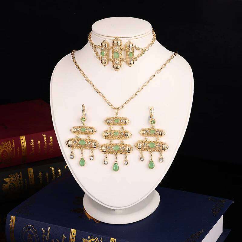 A Of Exquisite Rhinestone Bride Jewelry Set Pure Hand Combination Necklace Bracelet Earrings Three-Piece Moroccan
