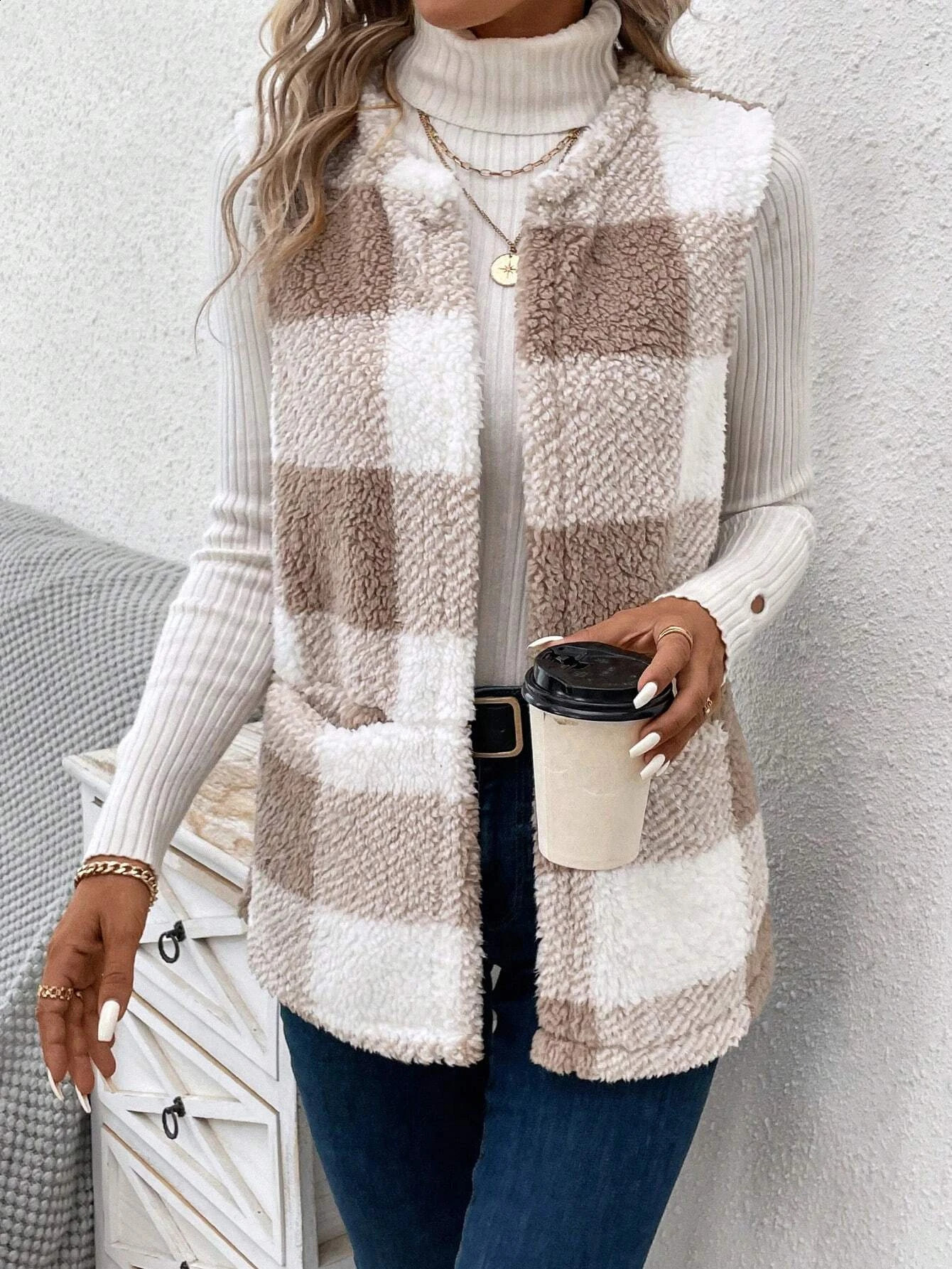 Womens Autumn and Winter Plaid Print OpenCut Teddy Vest Jacket 251018