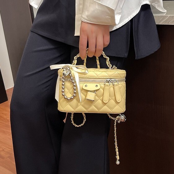 Luxury Brand Designer Bag High-Quality Textured Handbag For Women 2025 New Fashion Chain Shoulder Bag Small Style Quilted Crossbody Bag