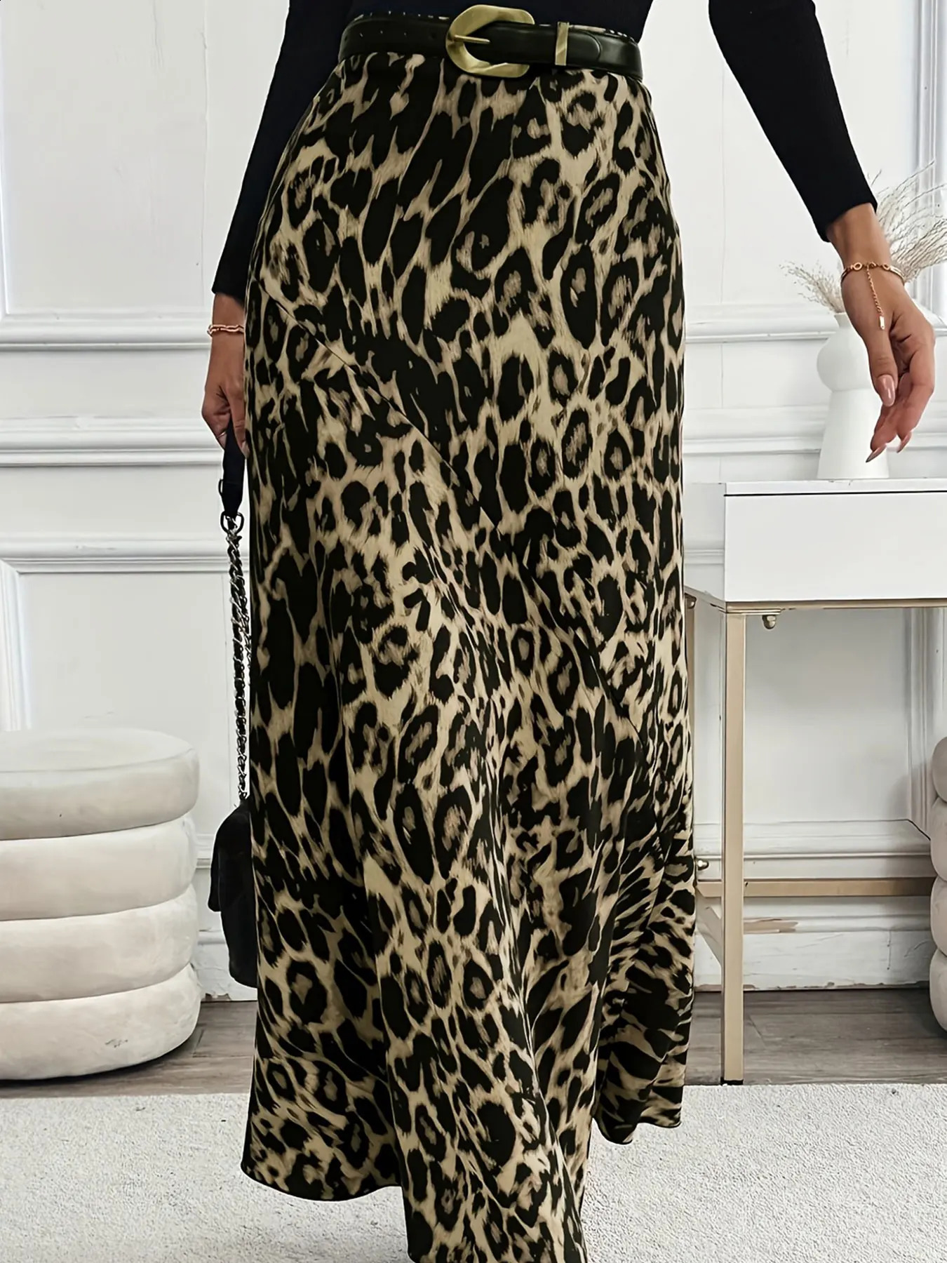 Ladies large woven printed leopard print casual elegant half skirt 251022