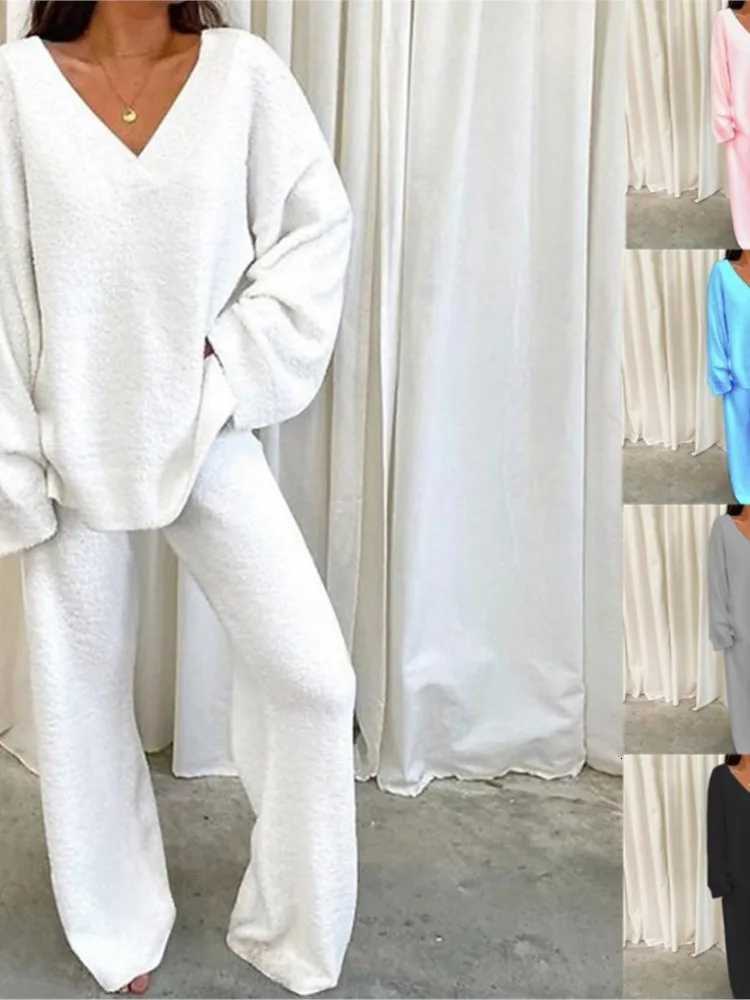 Winter Womens New Comfortable Solid Color Sexy Vneck Casual Daily Home Warm Long Sleeved With Pocket Pants Twopiece SetT251022