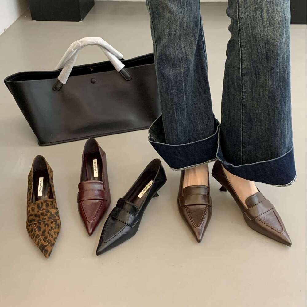 2025 Autumn Winter High Heels Thin Designer Shoe Deep Mouth Pointed Toe Single Elegant Mid Heel Commuting Professional Women's Shoes