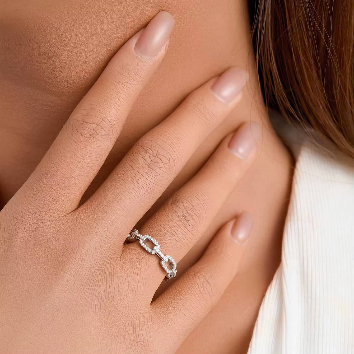 Aivenchy Ladies Fine Link Ring Jewelry Rhodium Plated Lab Grown Diamond Women Moissanite S925 Sterling Silver Finger Ring