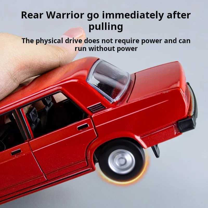 124 Scale Russia LADA SEDAN Alloy Diecast Classic Car Model Retro Sound Light Pull Back Kid Gift Collect Ornament RecommendedT251023