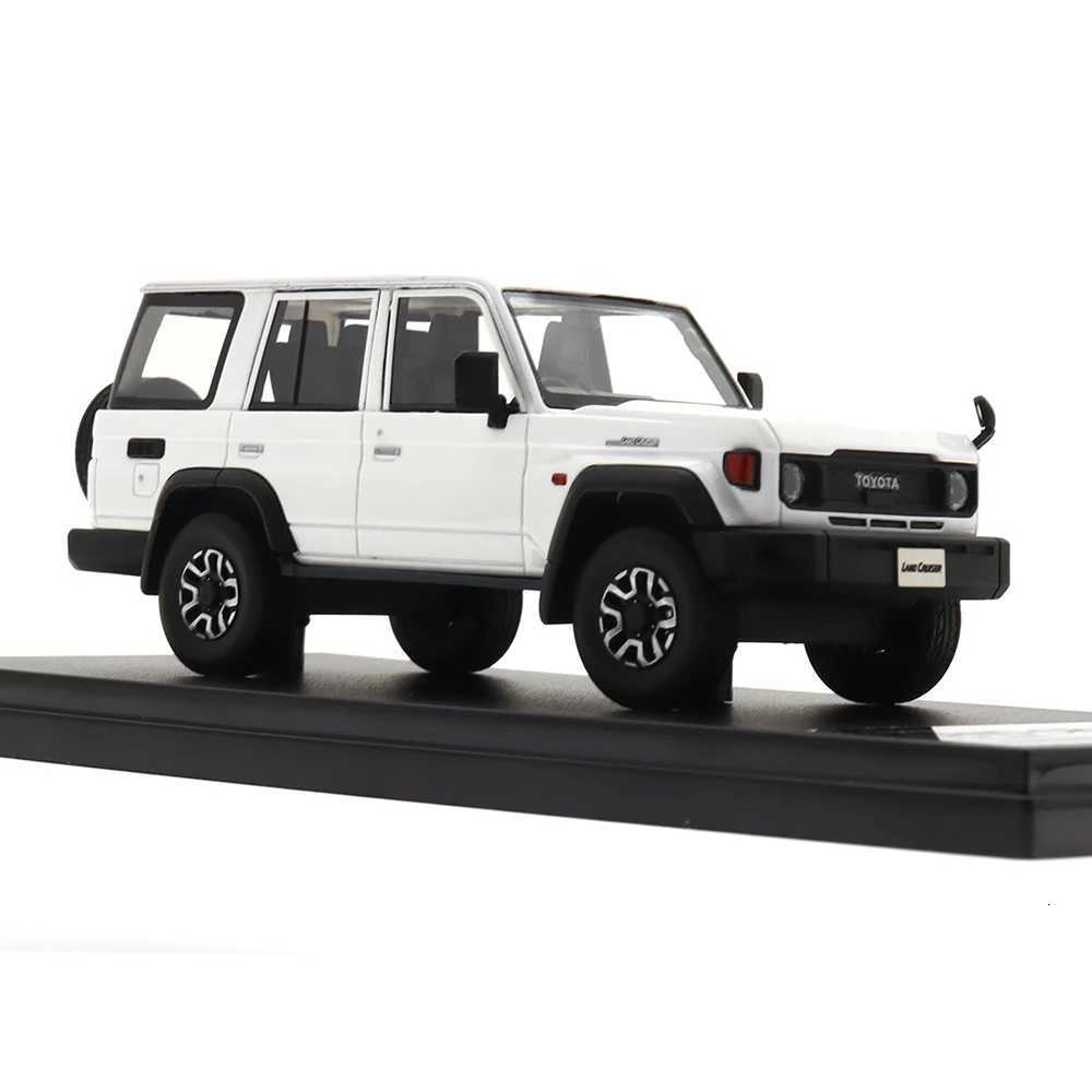 History Brand Model Car 143 TOYOTA LAND CRUISER70 AX2023Resin Car Toy Vehicles Metal Model Car Decoration Kids Gift BoyT251023