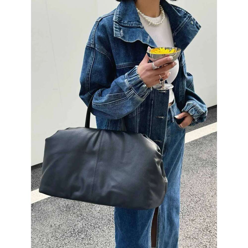 Niche design lazy loose cowhide cloud bag new high-quality versatile handbag for women