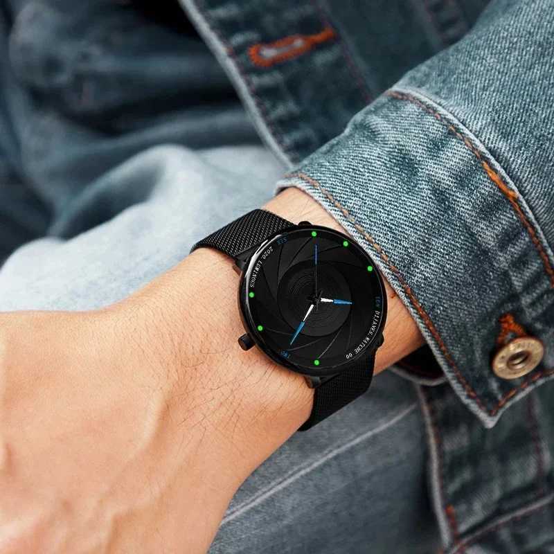 2024 Minimalist Mens Fashion Watches Ultra Thin Stainless Steel Mesh Belt Quartz Wrist Watch Men Business Watch Montre HommeL251023
