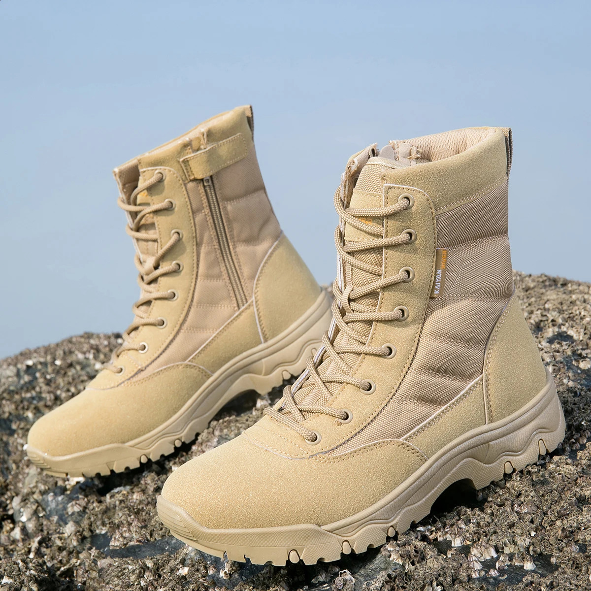 Brown Mens Snow Leather Boots Men Casual Walking Shoes High Top Male Winter Shoes Punk Lace Up Outdoor Hiking Shoe 251021