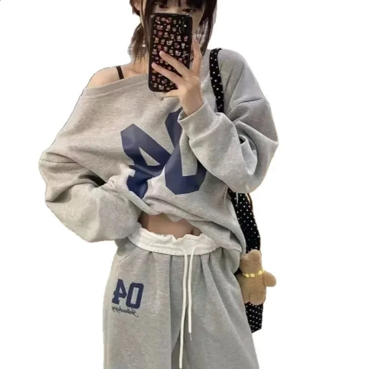 American Letter Sweatshirt Sports Set Womens Loose Wide Leg Pants Casual TwoPiece Fashionable Autumn Korean Style 251016