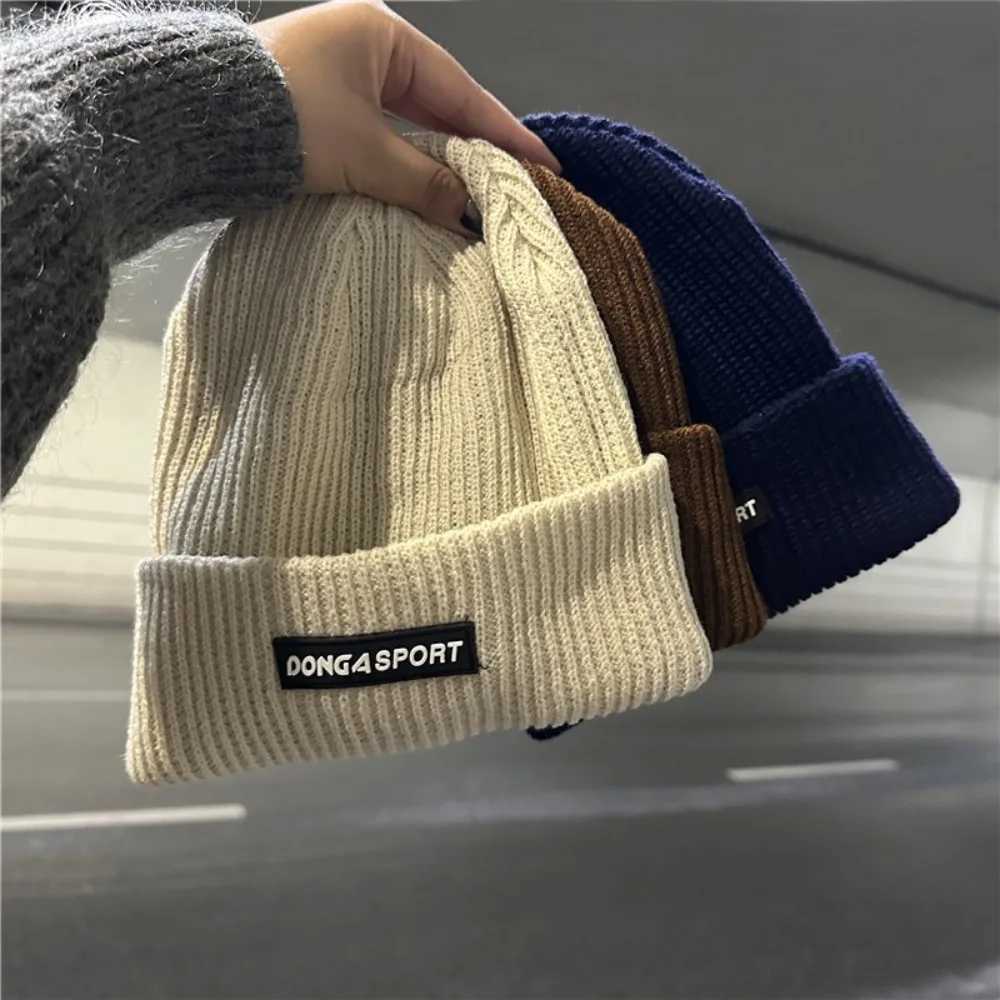 Fashion Solid Color Mens Winter Knit Hats Soft High Elasticity Letter Label Beanies Cap Ear Protection Outdoor Riding WoolenXJ251023