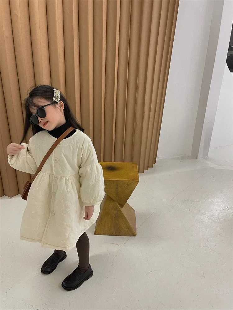 Childrens Coats Autumn and Winter Coat with Floral Embroidery Puffed Sleeves Girls Coat Baby Girl Winter Clothes Y251023