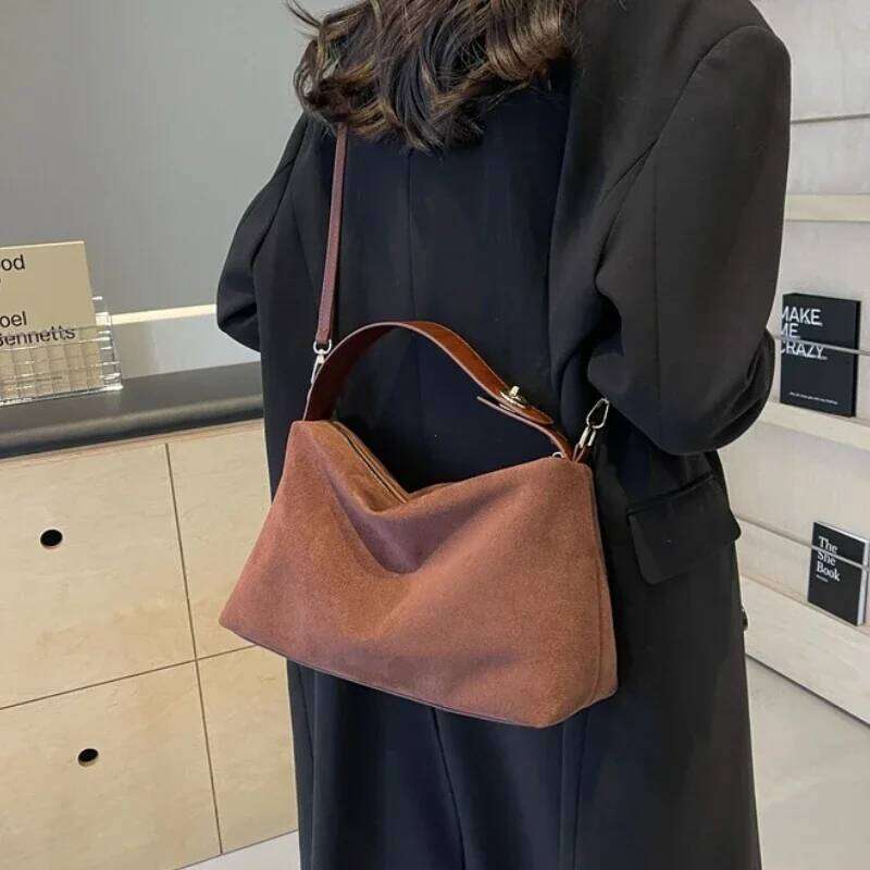 Advanced Retro For Women's 2025 New Textured Frosted Shoulder With Large Capacity Crossbody Commuting Tote Bag