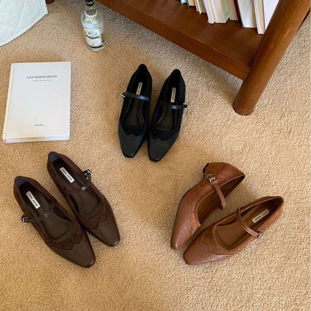 2025 Autumn New Women's British Niche One-Strap Mary Jane Shoes Elegant Versatile Evening Style Flats Stylish Chic Designer