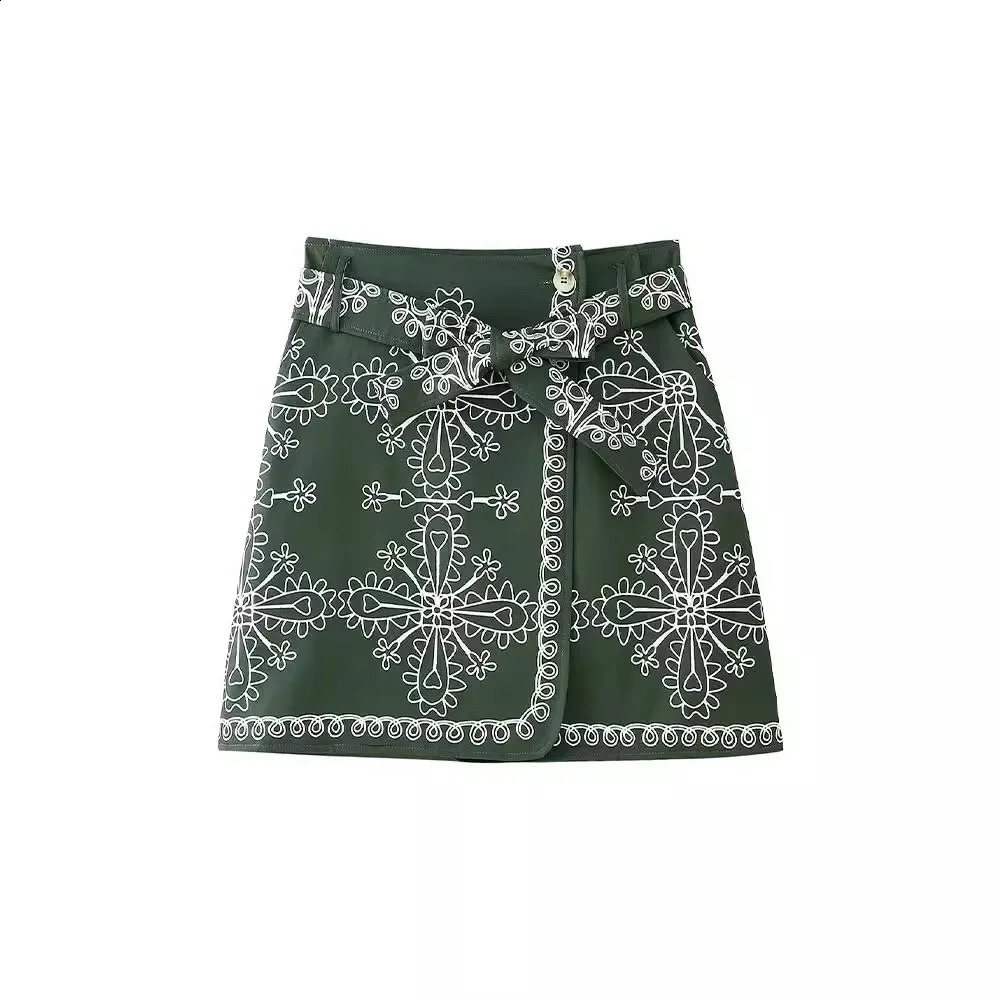 Street Print Coat Shorts Set Women Loose Oneck Lantern Cardigans Elastic Female Suit Autumn Fashion Y2k Lady Outfit 251022
