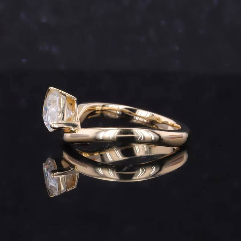 Starsgem Custom Jewelry 9K Solid Yellow Gold With Pear Cut Curved Moissanite Engagement Rings