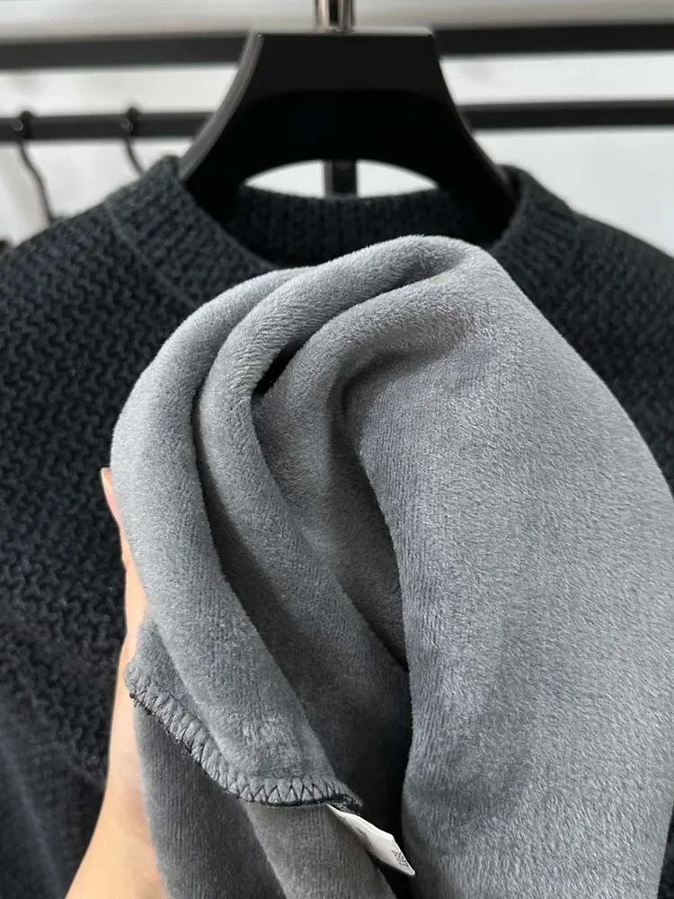 Highend er Autumn Winter Mens Embroidery Sweater Thickening Fashion Round Neck Plush Velvet Knitwear Pullover 251020