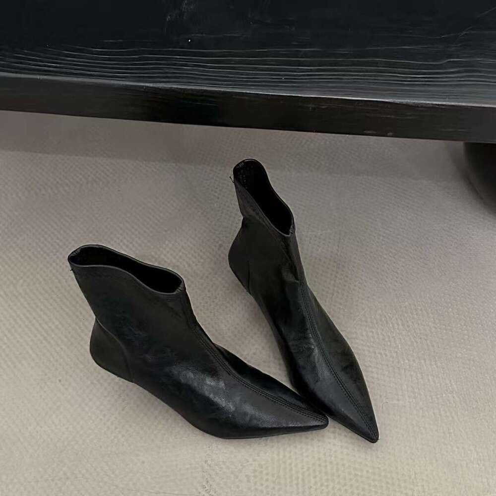 Slimming Pointed Toe Stretch Designer Shoe Slim Slip-On Soft Leather Style Thin Heel Short Boots