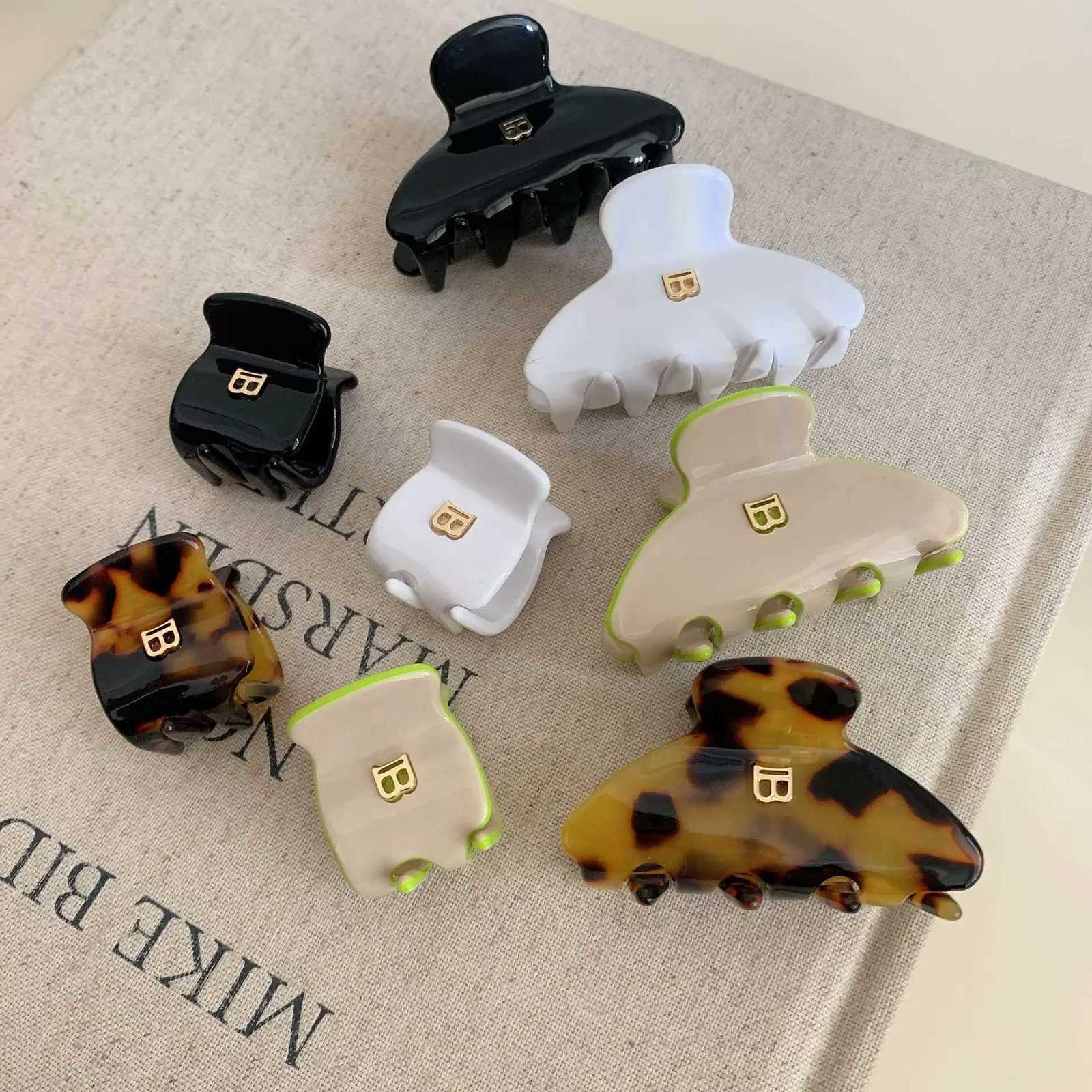 Korean version of letter b hairpin acetic acid curved grab clip girl high ponytail hair grab prum hair accories Y251023