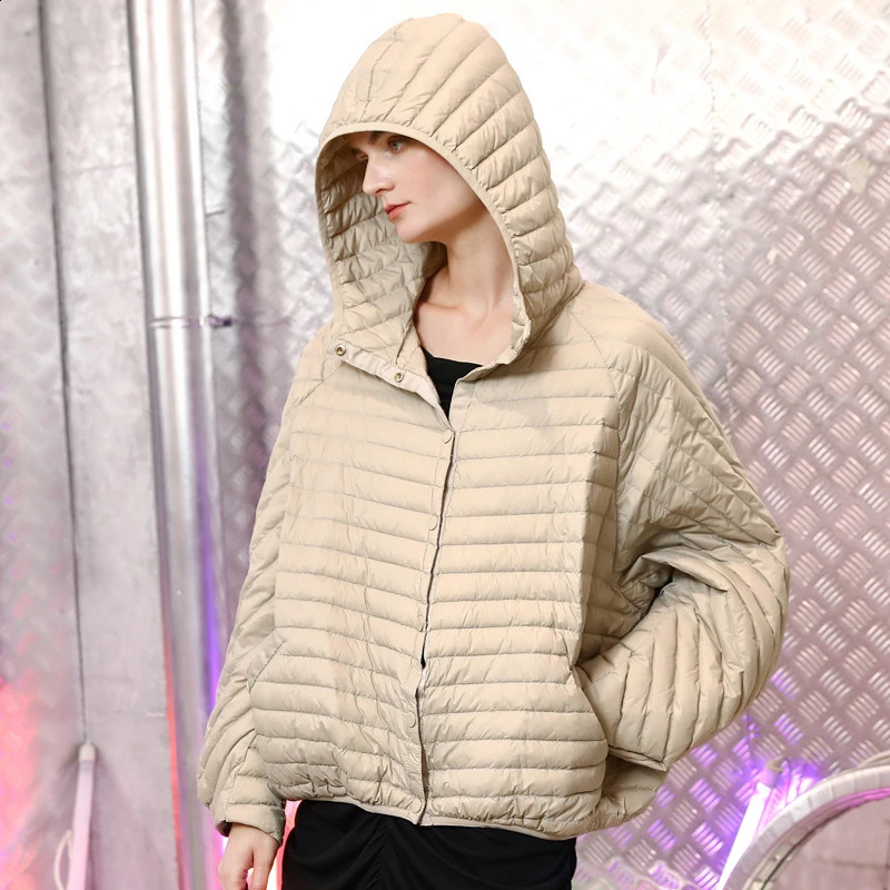 Lagabogy Winter Vintage Women Oversized Hood Puffer Jacket Female Casual Ultra Light Lantern Sleeve 90White Duck Down Coat 251022