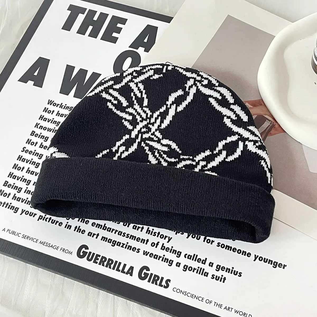 Y2K Chain Print Knit Beanie for Men Women Winter Warm Stretchy Ski Hat Soft Sports Skull Cap for Running Hiking Travel SnowXJ251023