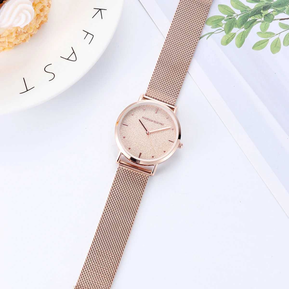 2025 New Womens Luxury Watch Matte Dial Japanese Quartz Movement Stainless Steel Mesh Strap Hannah Martin Brand Original WatchL251023