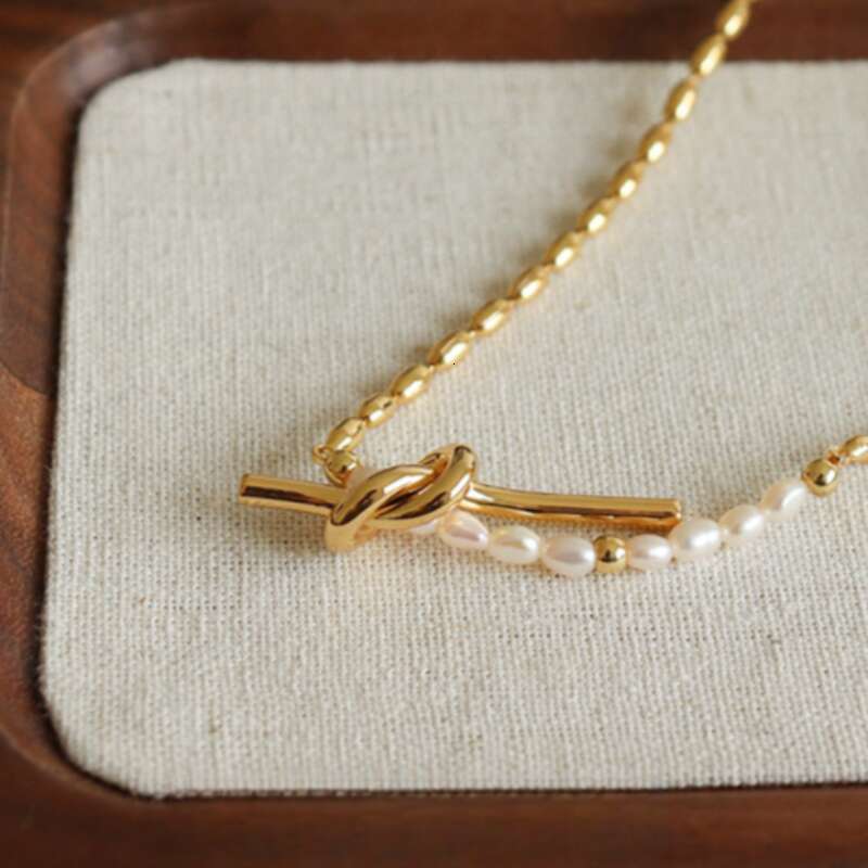 Necklace Designer luxury knot pendant necklace Freshwater Cultured Pearl for Women men Exquisite Fashion High-End copper plated with 18K gold Festival