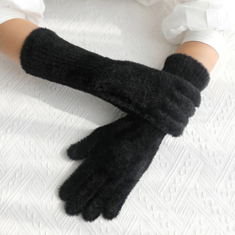 Women Plus Cashmere Touch Screen Gloves Winter Warm Gloves Elastic Soft Full Fingers Mittens Plush Faux Fur Knitted Gloves 251021
