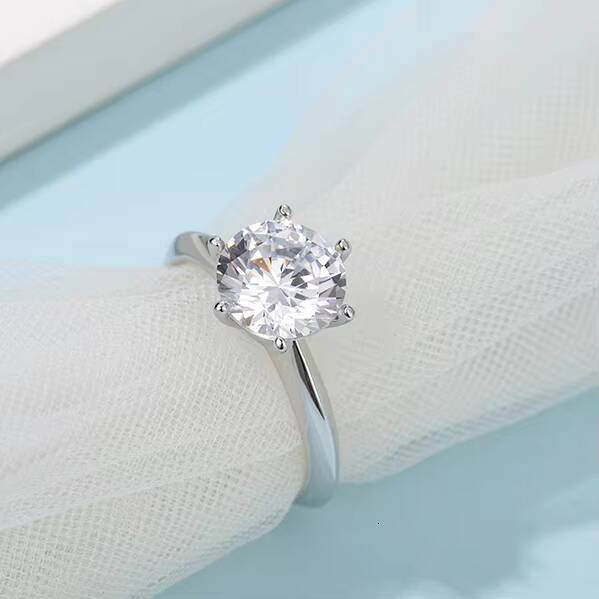 Ring Moisssanite Wholesale Lady Jewelry 925 Sterling Silver Luxury Moissanite Ring