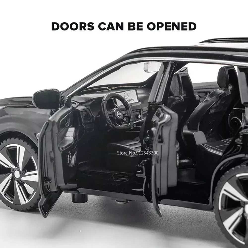 132 Scale XTrail Toy Car Model Alloy Diecast Pull Back Model Vehicle with Sound Light Boys Festival Toy Gift CollectionT251023