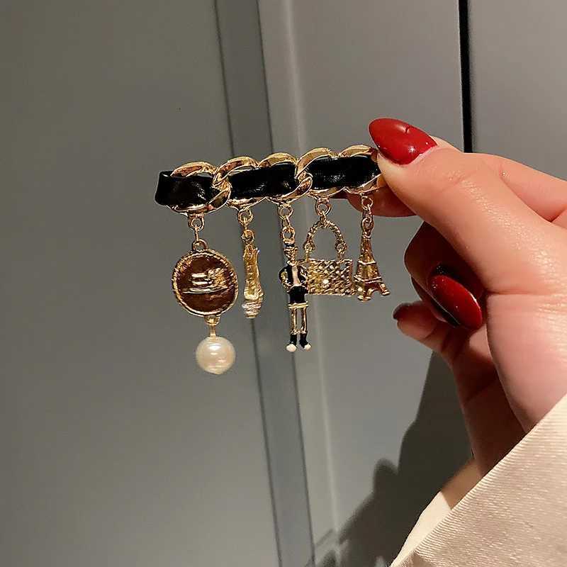 Luxury Fashion Pearl wer CC Brooches for Wens clothing Number 5 Brooch Gift for Girl Friend Accories For Jewelry Y251023