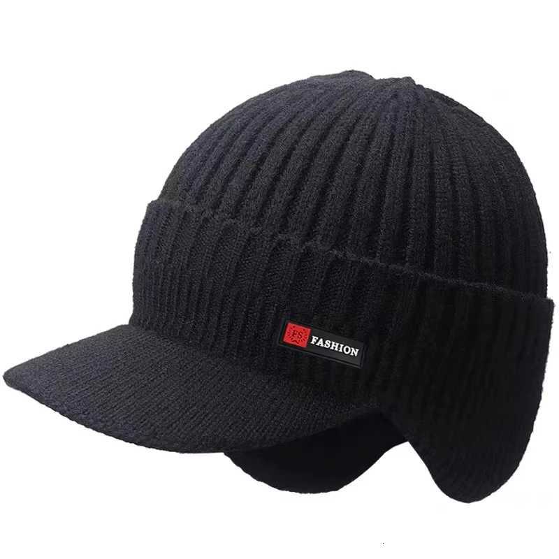 New Winter Men Hat Outdoor Ear Protection Warm Thick Bicyc Knitted Scarf Windproof Visors Baseball MaW251023