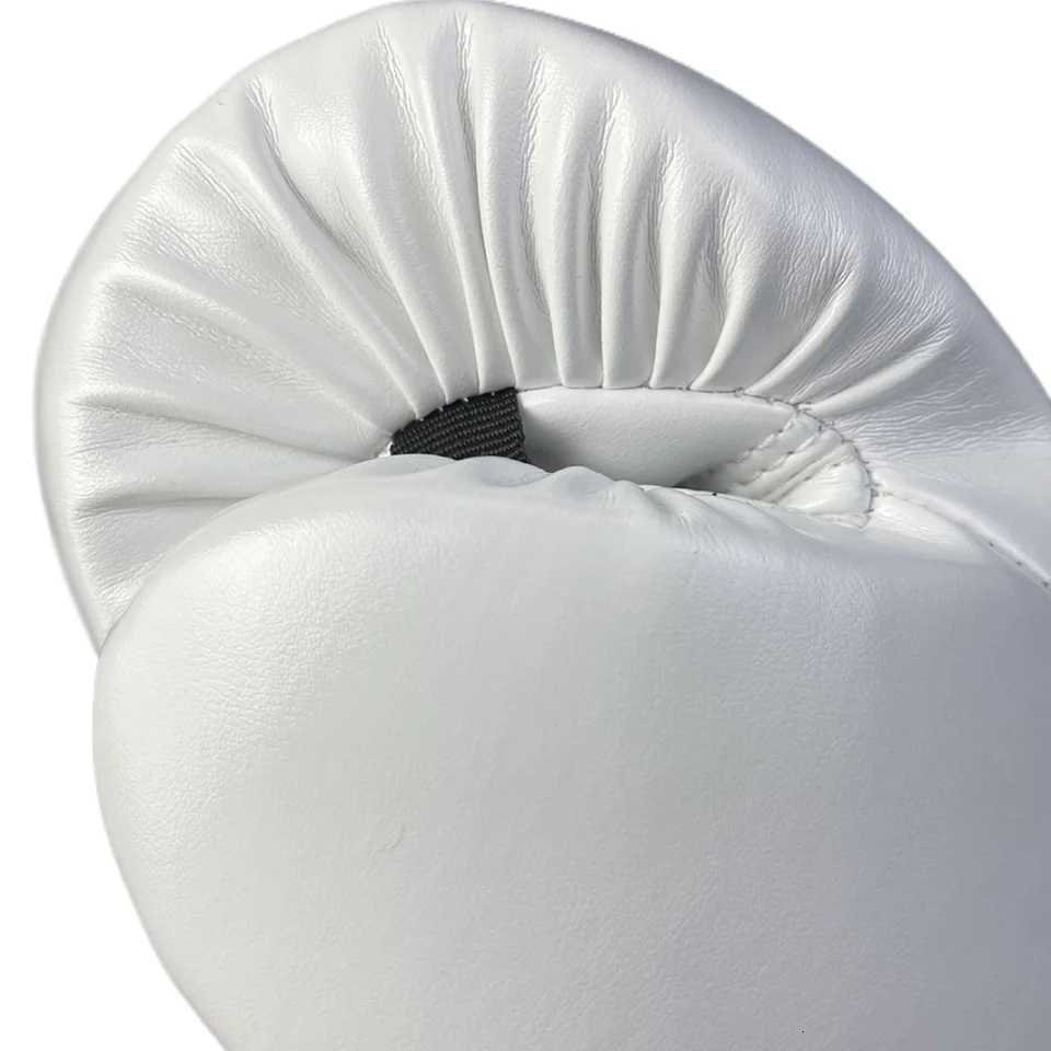 Breathable Boxing Gloves for Men And Women with Superior Wrist Support And Shock Absorption Punching Padde Y251023